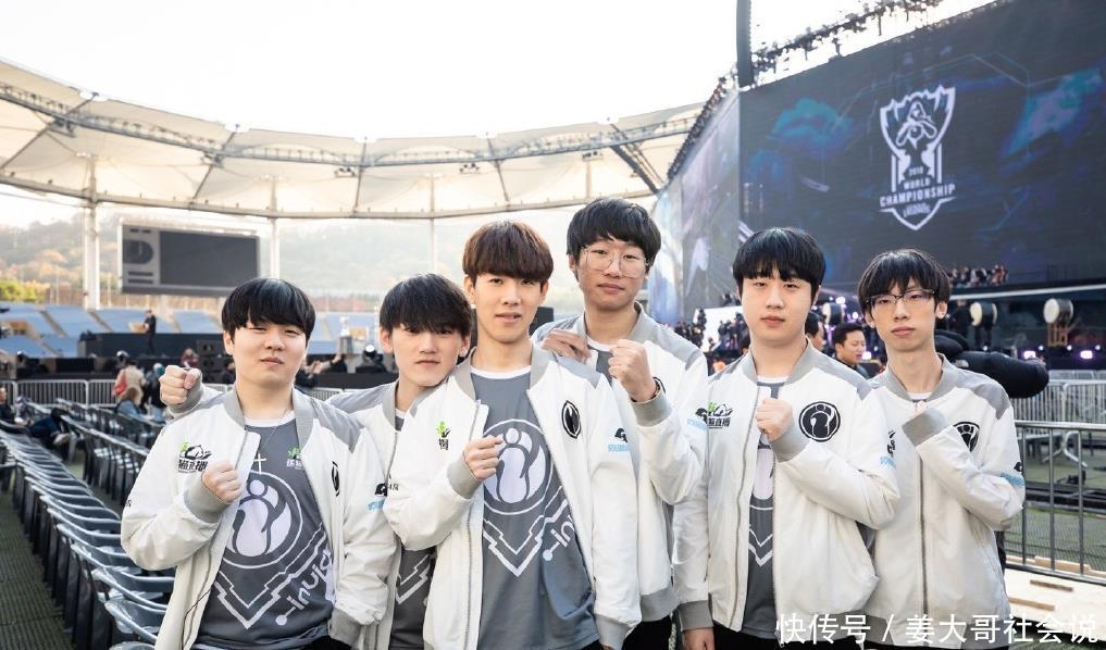 她不仅仅是 她不仅仅是